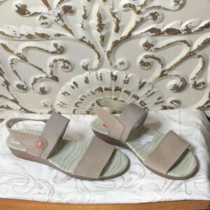 Softinos by Fly London‎ Opened Toed Sandals